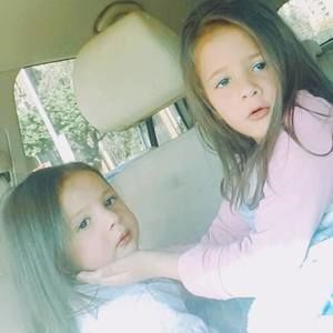 Meet your Posher, Ayten